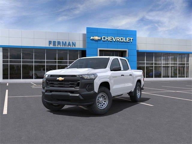 Photo of 2025 White Chevrolet Colorado