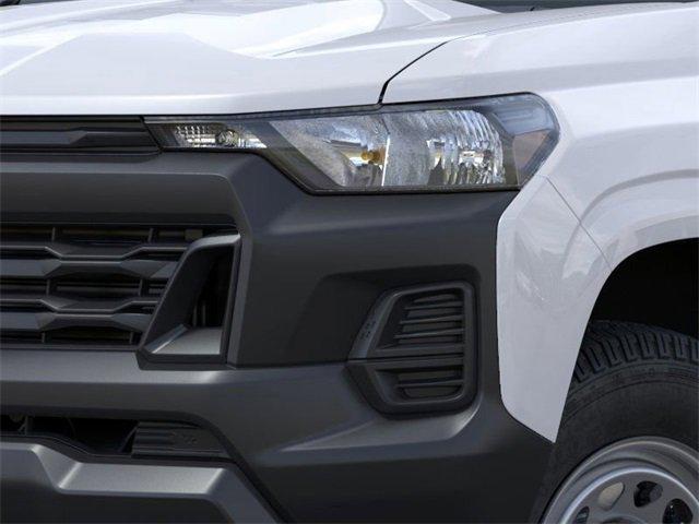 Photo of 2025 White Chevrolet Colorado