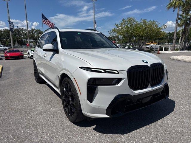 2024 BMW X7