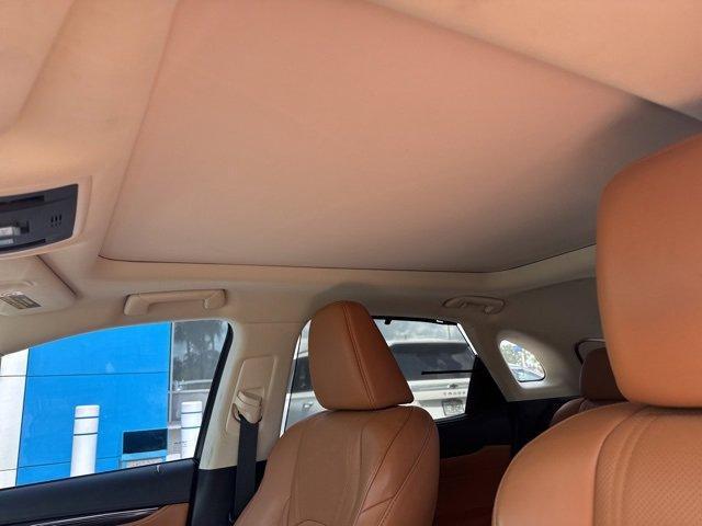 Photo of 2021 Black Lexus RX 350