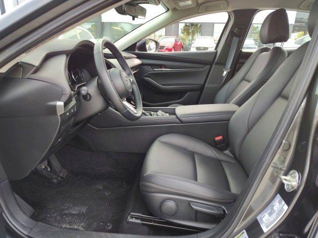 Photo of 2025 Machine Gray Metallic Mazda Mazda3