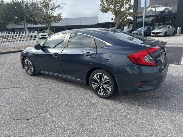 Photo of 2016 Blue Honda Civic