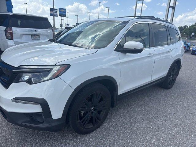 Photo of 2021 White Honda Pilot
