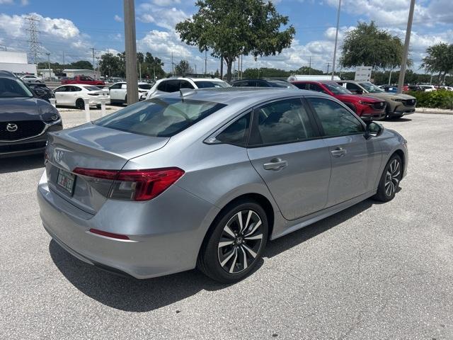Photo of 2024 Silver Honda Civic