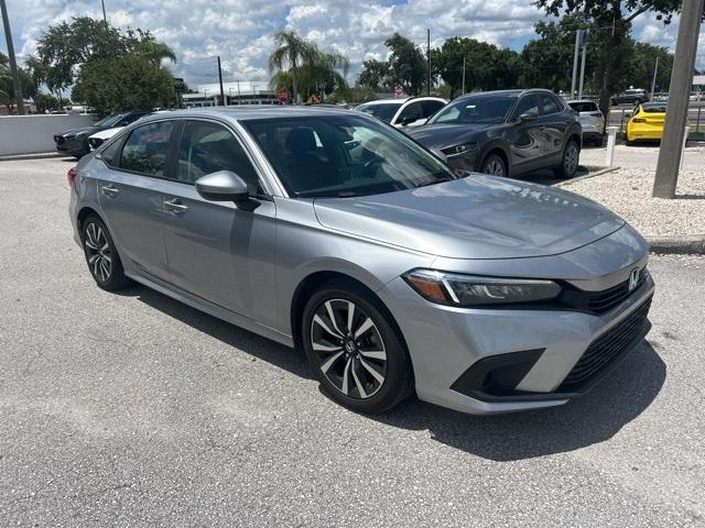 Photo of 2024 Silver Honda Civic