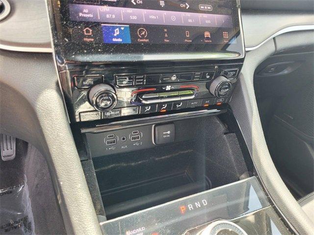 Photo of 2021 Velvet Red Pearlcoat Jeep Grand Cherokee L