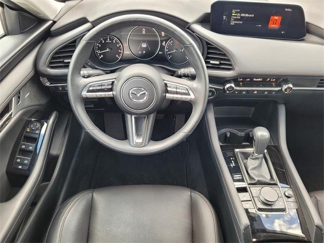 Photo of 2023 Snowflake White Pearl Mazda Mazda3