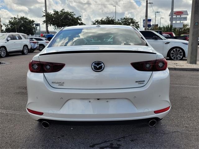 Photo of 2023 Snowflake White Pearl Mazda Mazda3