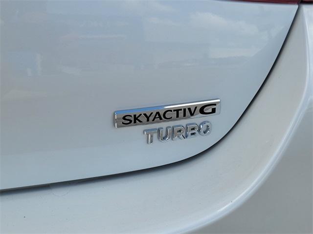 Photo of 2023 Snowflake White Pearl Mazda Mazda3