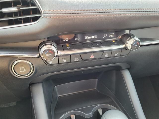 Photo of 2023 Snowflake White Pearl Mazda Mazda3