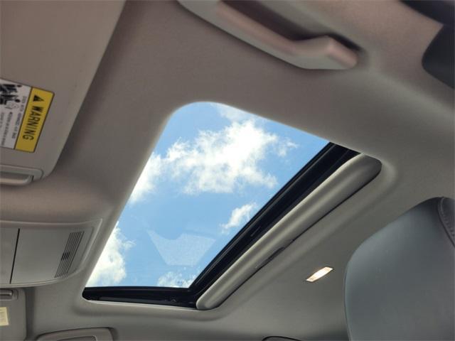 Photo of 2023 Snowflake White Pearl Mazda Mazda3