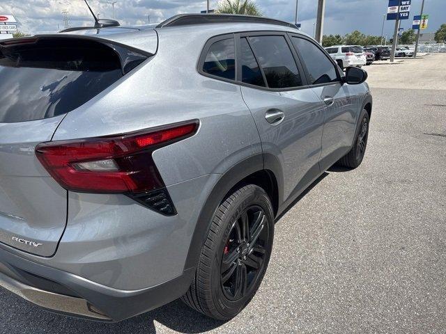 Photo of 2025 Sterling Gray Metallic Chevrolet Trax