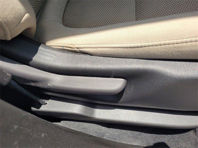 Photo of 2023 Summit White Chevrolet Traverse