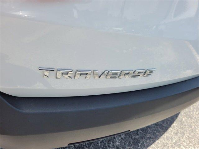 Photo of 2023 Summit White Chevrolet Traverse
