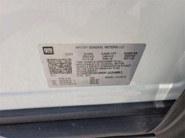Photo of 2023 Summit White Chevrolet Traverse