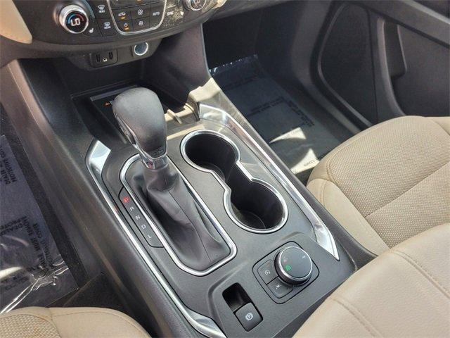 Photo of 2023 Summit White Chevrolet Traverse