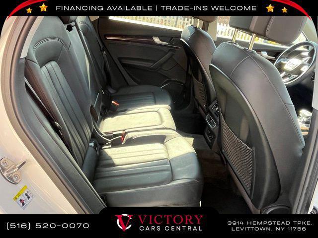 Photo of 2020 White Audi Q5