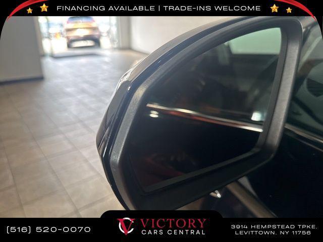 Photo of 2022 Deep Black Pearl Volkswagen Taos