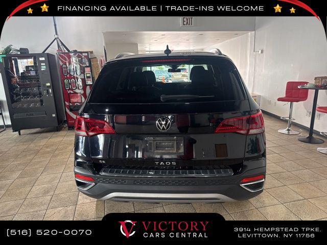 Photo of 2022 Deep Black Pearl Volkswagen Taos