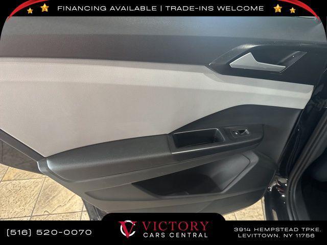 Photo of 2022 Deep Black Pearl Volkswagen Taos