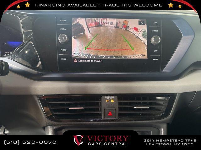 Photo of 2022 Deep Black Pearl Volkswagen Taos