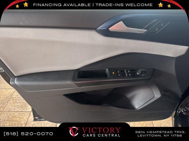 Photo of 2022 Deep Black Pearl Volkswagen Taos