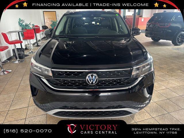 Photo of 2022 Deep Black Pearl Volkswagen Taos