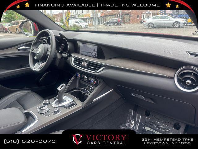 Photo of 2022 Alfa Rosso Alfa Romeo Stelvio