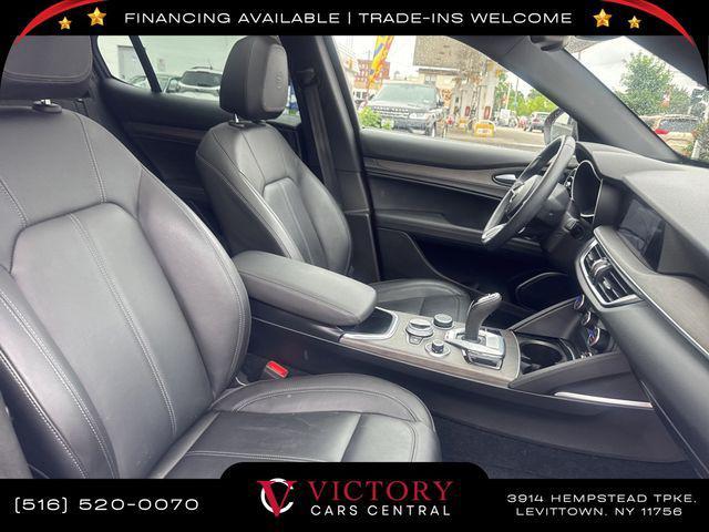 Photo of 2022 Alfa Rosso Alfa Romeo Stelvio