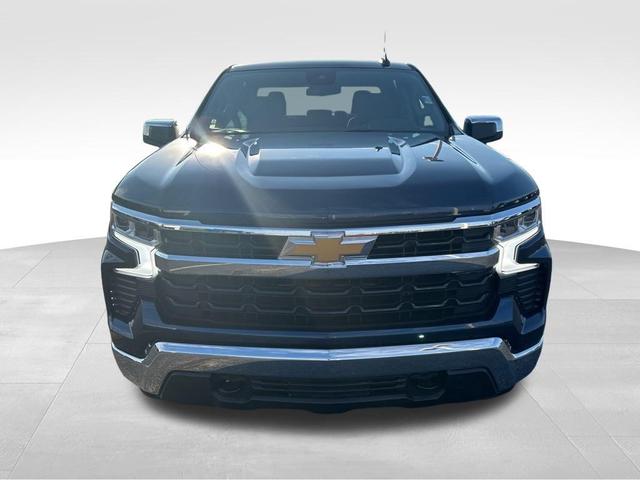 Photo of 2022 Northsky Blue Metallic Chevrolet Silverado 1500