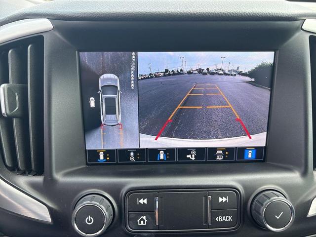 Photo of 2022 Summit White GMC Terrain