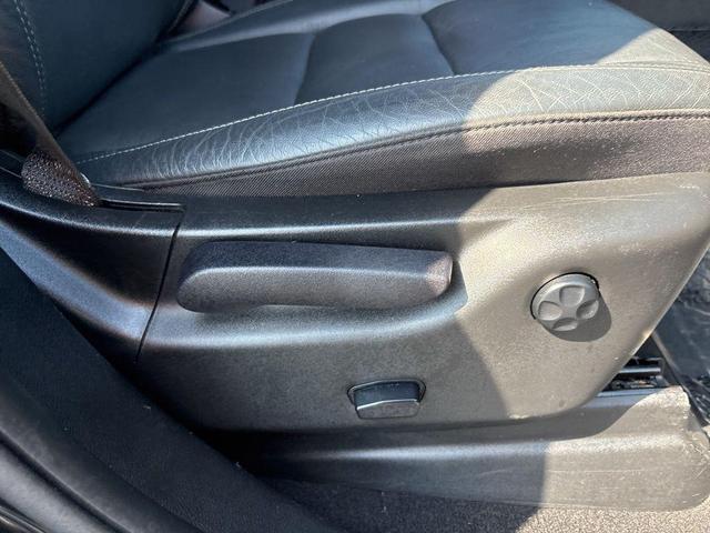 Photo of 2021 DB Black Crystal Clearcoat Dodge Durango