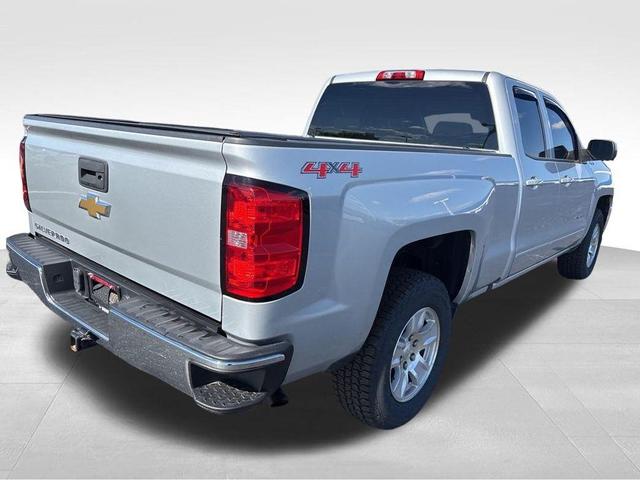 Photo of 2016 Silver Ice Metallic Chevrolet Silverado 1500