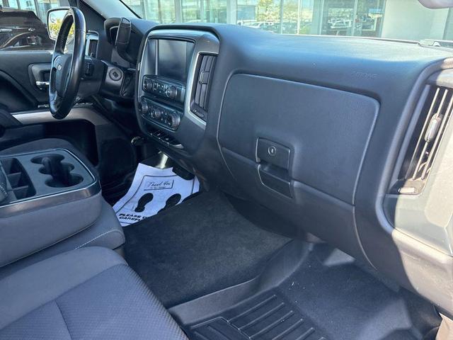 Photo of 2016 Silver Ice Metallic Chevrolet Silverado 1500