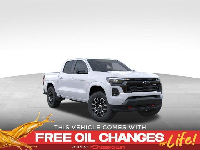 Photo of 2026 Summit White Chevrolet Colorado
