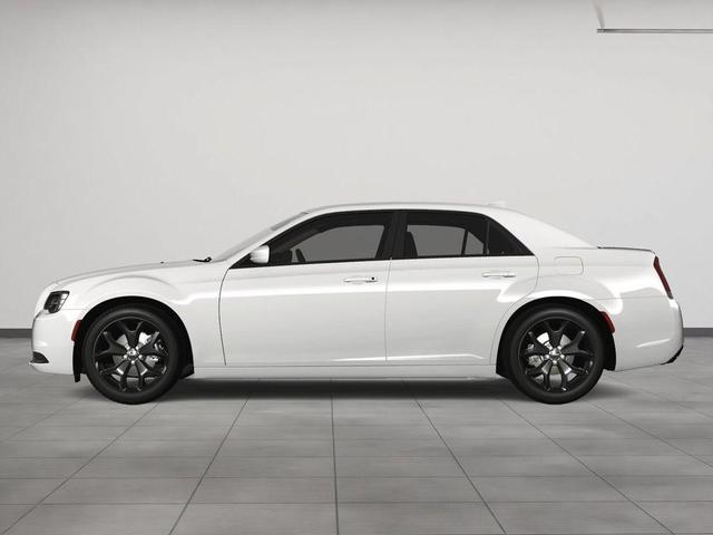 Photo of 2023 Bright White Clearcoat Chrysler 300