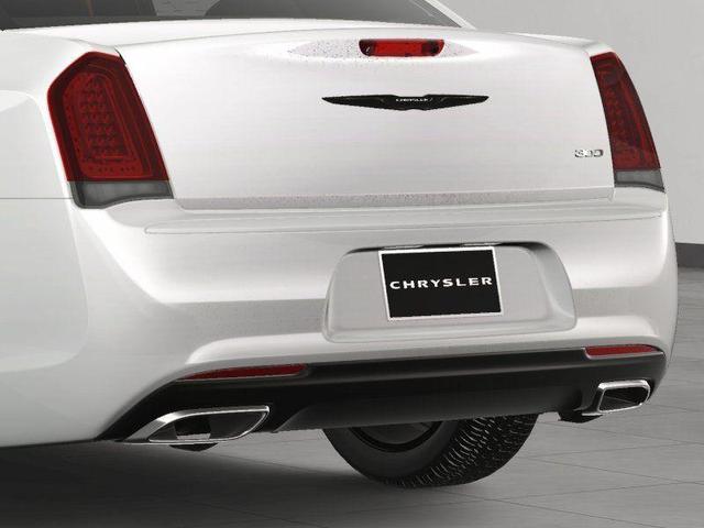 Photo of 2023 Bright White Clearcoat Chrysler 300