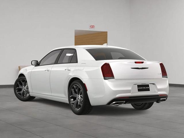 Photo of 2023 Bright White Clearcoat Chrysler 300