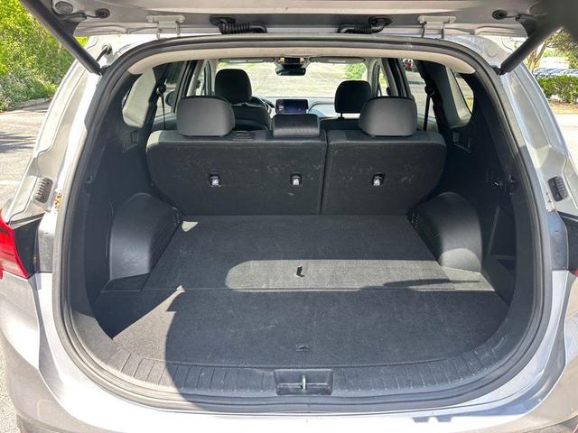 Photo of 2023 Shimmering Silver Pearl Hyundai SANTA FE