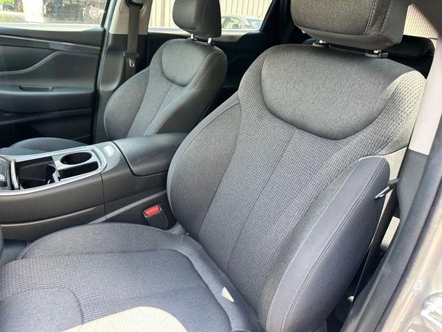 Photo of 2023 Shimmering Silver Pearl Hyundai SANTA FE