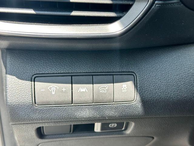 Photo of 2023 Shimmering Silver Pearl Hyundai SANTA FE
