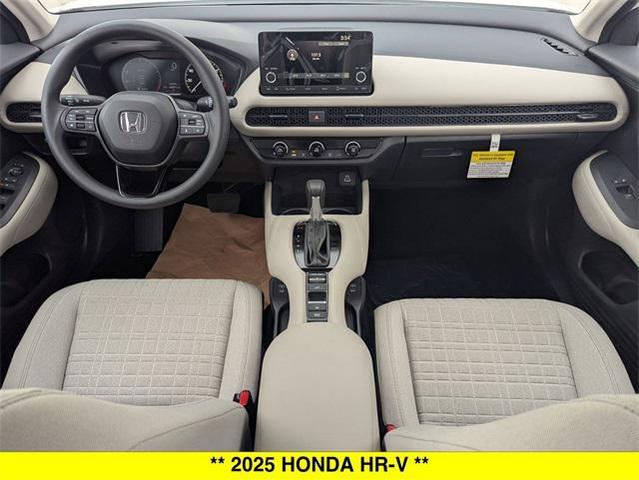 Photo of 2025 Platinum White Pearl Honda HR-V