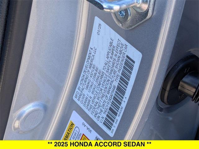 Photo of 2025 Solar Silver Metallic Honda Accord