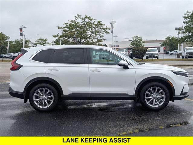 Photo of 2024 Platinum White Pearl Honda CR-V