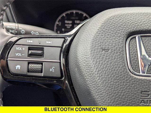 Photo of 2024 Platinum White Pearl Honda CR-V