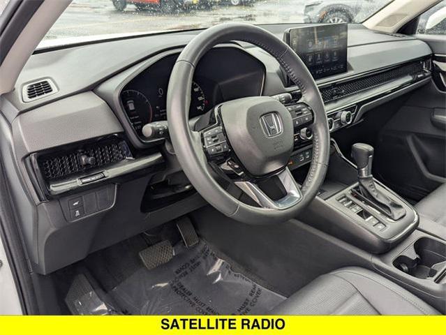 Photo of 2024 Platinum White Pearl Honda CR-V
