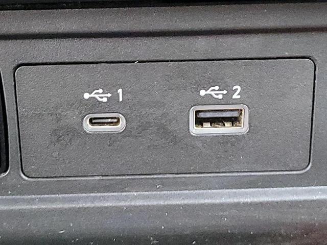 Photo of 2022 Black Nissan Frontier