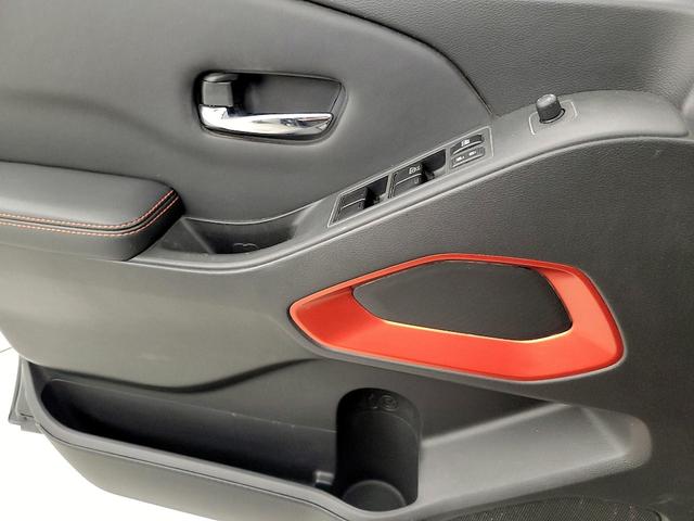 Photo of 2022 Black Nissan Frontier