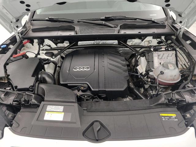 Photo of 2021 White Audi Q5