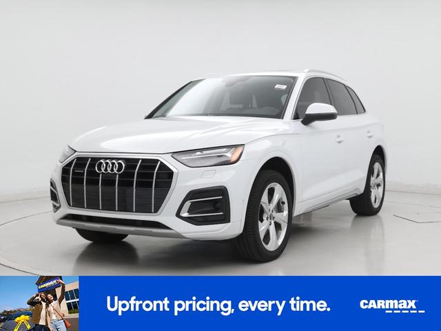 Photo of 2021 White Audi Q5
